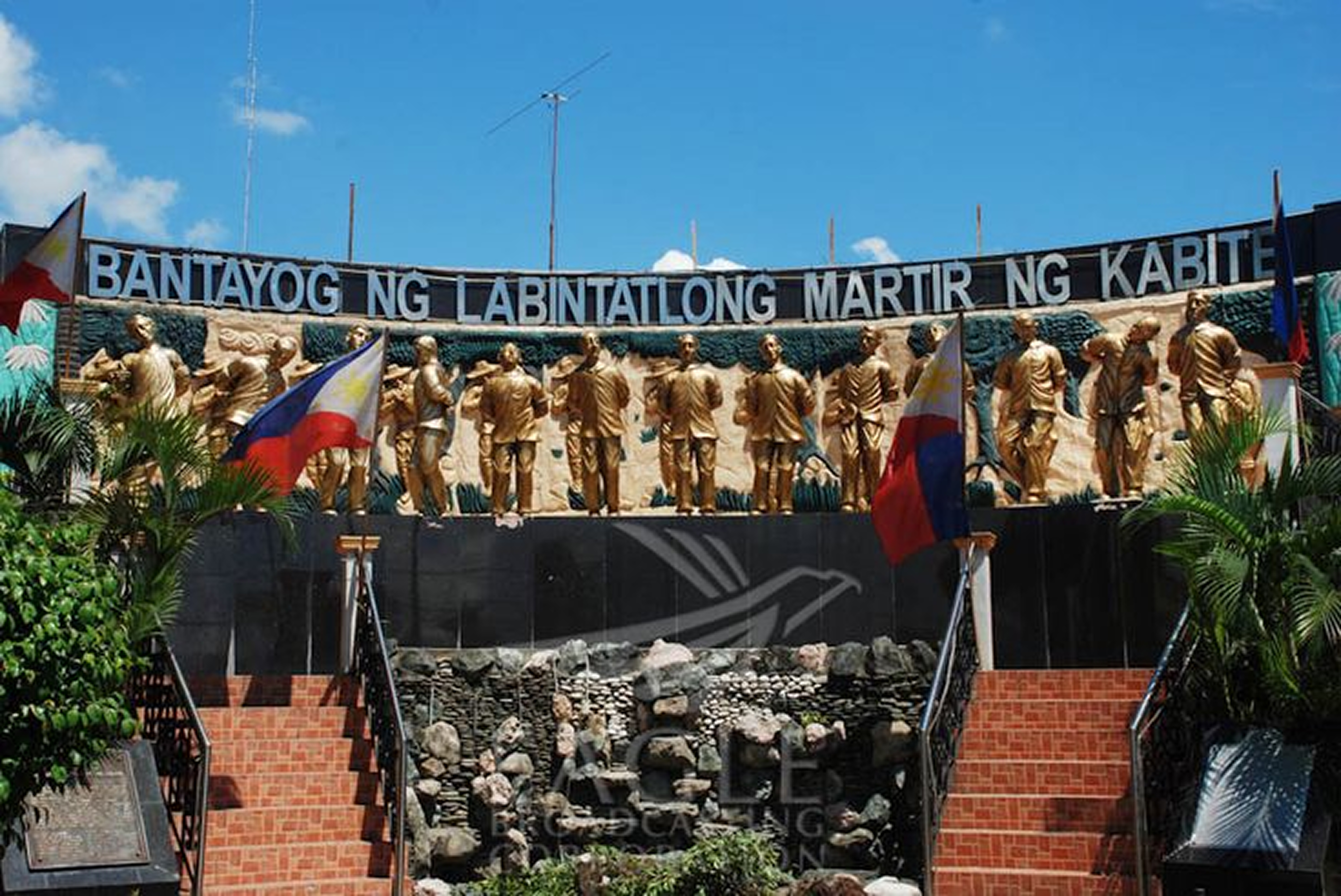 Trece Martires